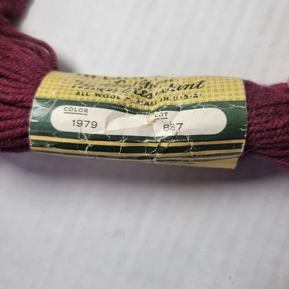 7 Hanks Red Bucilla Tapestry Wool Discontinued Yarn - Picture 7 of 10